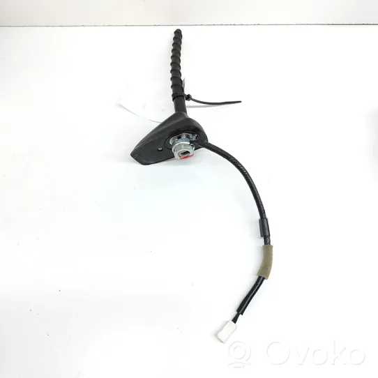 Toyota Hilux (AN120, AN130) GPS Antenne 863000K260