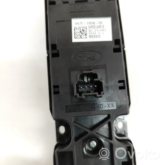 Ford Focus Interruttore di controllo dell’alzacristalli elettrico NX7T14540DC