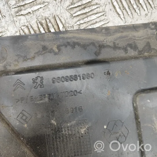 Citroen C5 Aircross Copertura sottoscocca centrale 9809531980