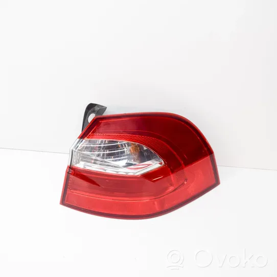 KIA Rio Lampa tylna 924021W2