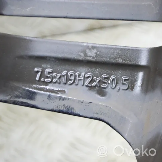 Volvo XC40 Felgi aluminiowe R12 31471556