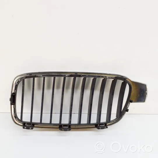 BMW 3 F30 F35 F31 Front bumper lower grill 7405836