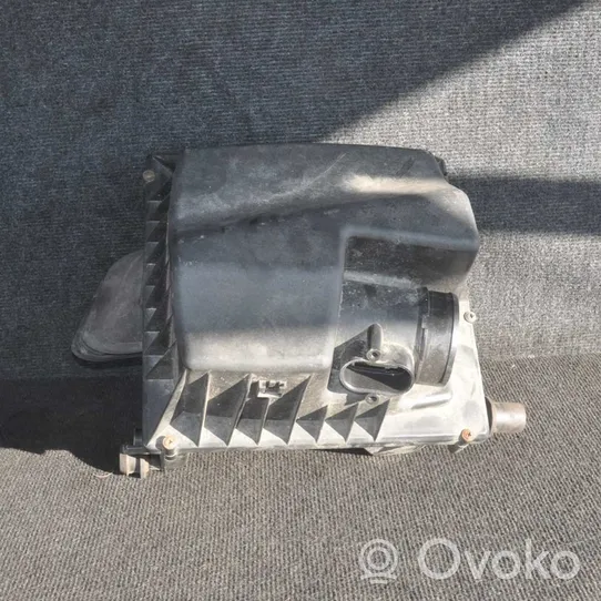 Opel Astra J Air filter box 13272759