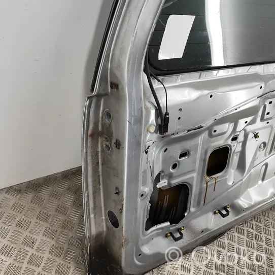 Toyota Land Cruiser (J120) Portellone posteriore/bagagliaio 670056A820