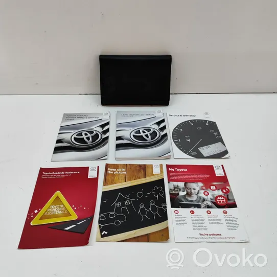 Toyota Land Cruiser (J150) Manual de usuario PZ49XTT001EN