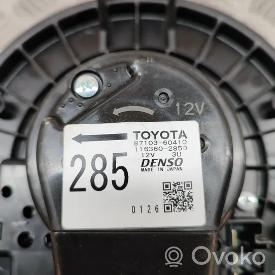 Toyota Land Cruiser (J150) Lämmittimen puhallin 8710360410