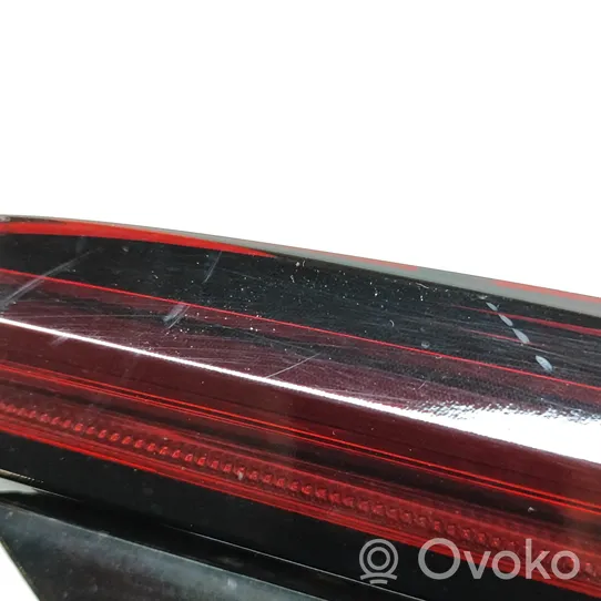 Audi A5 Tailgate rear/tail lights 8W6945094D