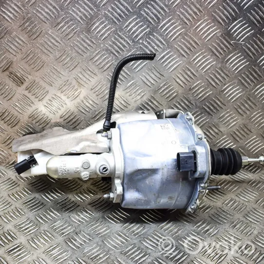 Volkswagen Golf VIII Servo-frein 0204N00902