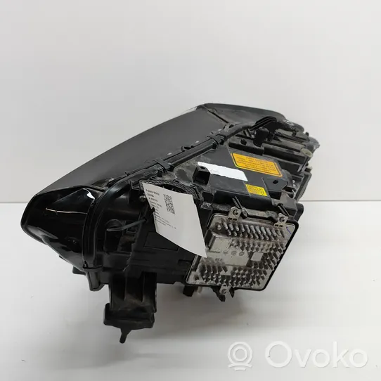 BMW X5 G05 Lampa przednia 9481792