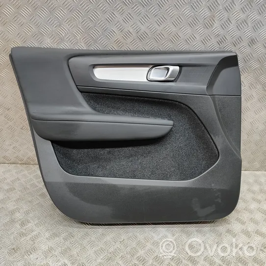 Volvo XC40 Rivestimento del pannello della portiera anteriore 32282661