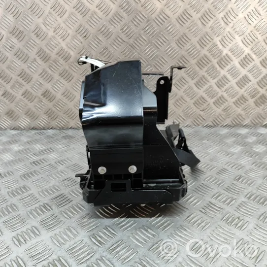 Volvo XC40 Vassoio scatola della batteria 32348533