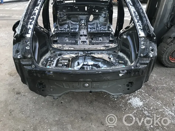 Lexus UX Ćwiartka tylna 