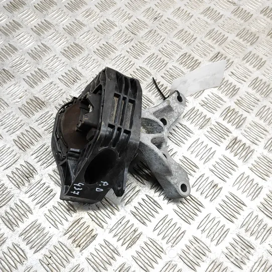 Opel Corsa F Supporto di montaggio del motore 9824324880