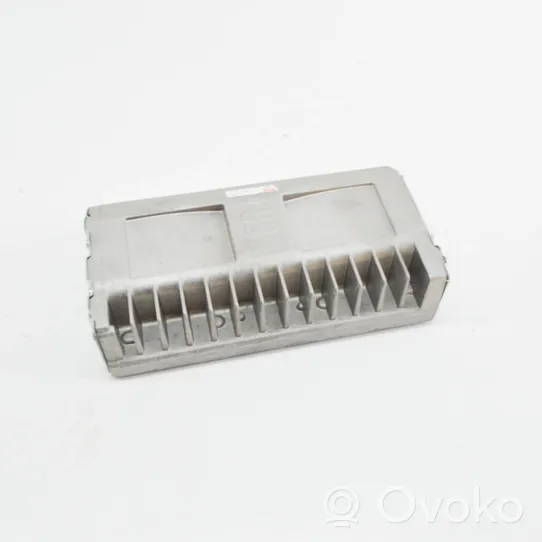 Toyota Land Cruiser (J150) Amplificatore 8628060620