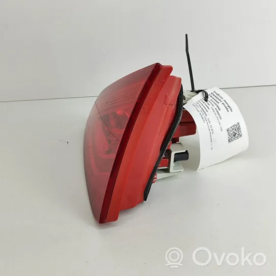 Audi A5 8T 8F Lampy tylnej klapy bagażnika 8T0945094C