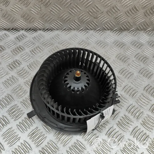 Volkswagen Golf VII Ventola riscaldamento/ventilatore abitacolo 5Q1819021B