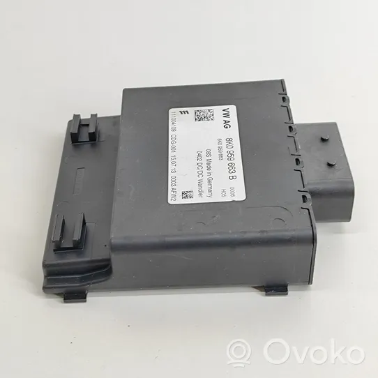 Audi A5 8T 8F Voltage converter/converter module 8K0959663B