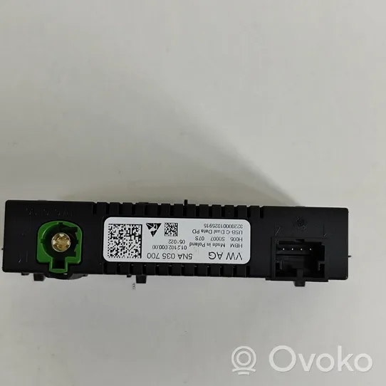 Volkswagen ID.3 Gniazdo / Złącze USB 5NA035700