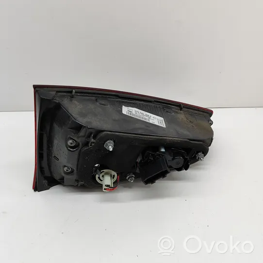 Seat Ateca Lampy tylnej klapy bagażnika 575945308E