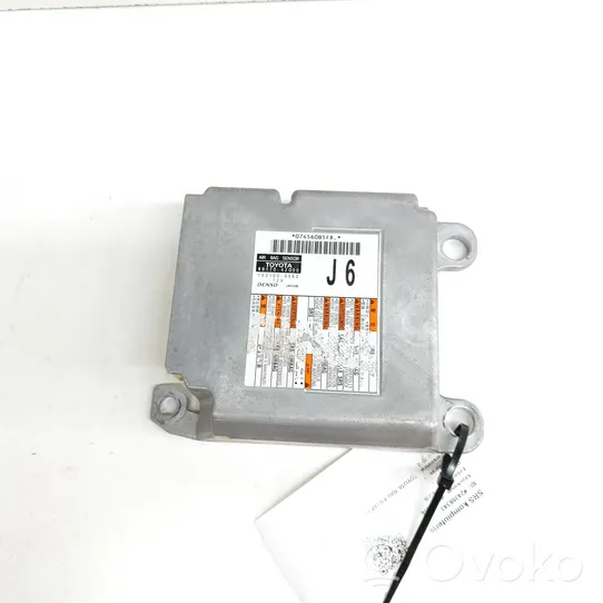 Toyota RAV 4 (XA50) Module de contrôle airbag 8917042D50