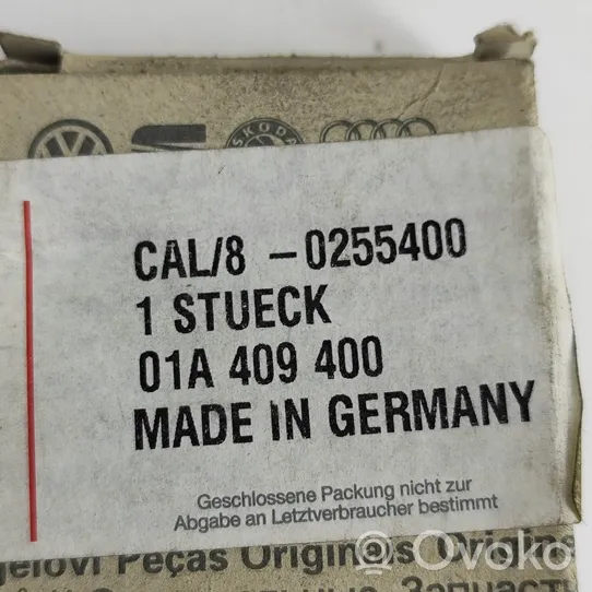 Audi 80 90 S2 B4 Vaihdelaatikon ohjainlaite/moduuli 01A409400