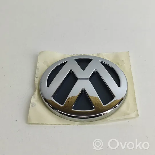 Volkswagen PASSAT B5 Mostrina con logo/emblema della casa automobilistica 3B9853630
