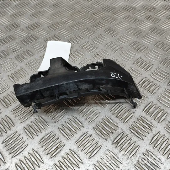 Mercedes-Benz C W205 Staffa angolare del supporto di montaggio del paraurti A2058851965