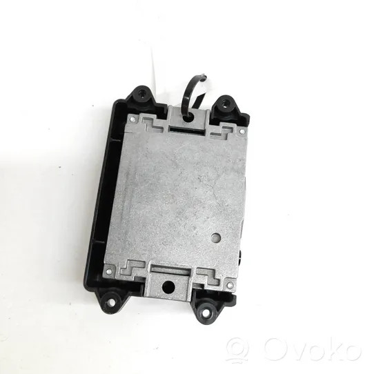 Audi Q3 8U Amplificateur d'antenne 4H0035446A