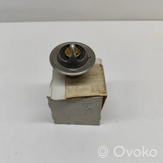 Volkswagen Golf II Thermostat 036121113B