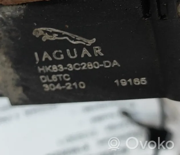 Jaguar F-Pace Sensor de altura del nivel de la suspensión neumática trasera HK833C280DA