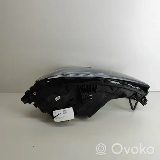 Audi A3 8Y Lampa przednia 8Y0941035G