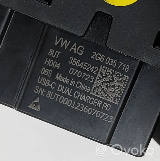 Volkswagen Golf VIII Connettore plug in USB 2G6035718