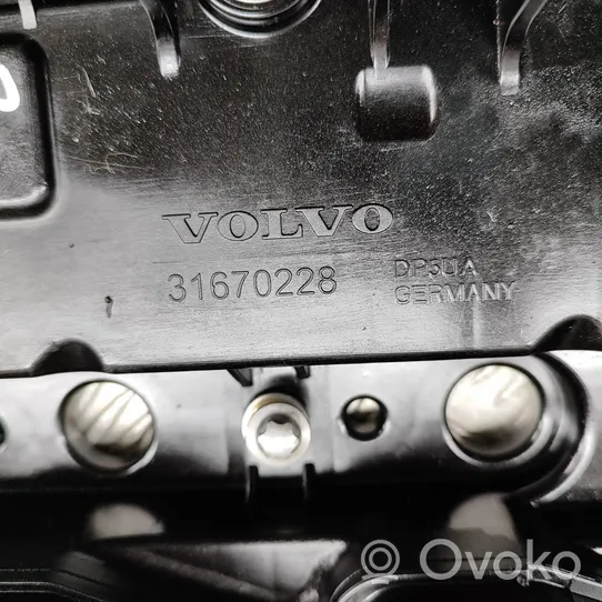 Volvo S90, V90 Rocker cam cover 31670228