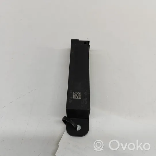 Mercedes-Benz GLE W167 Antenna comfort per interno A1679050901