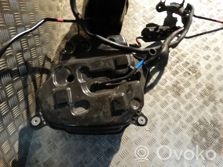 BMW 5 G30 G31 Serbatoio del carburante 