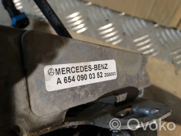 Mercedes-Benz S W222 Polttoaineputken letku 