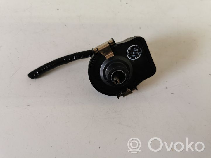 Lexus RC Sensor de altura del nivel de la suspensión neumática trasera 8924130041