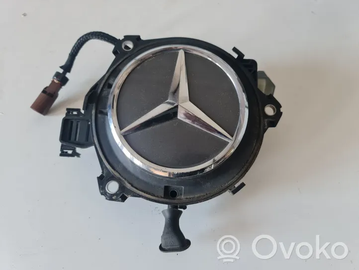 Mercedes-Benz CLS W257 Tavaratilan luukun kahva kameralla A0997500300