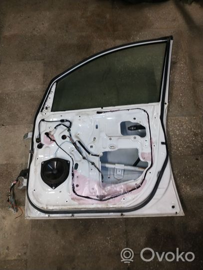 Toyota Avensis Verso Front door 