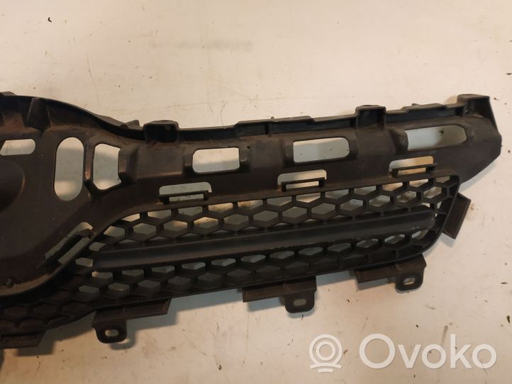 Toyota Corolla Verso AR10 Grille calandre supérieure de pare-chocs avant 531110F030