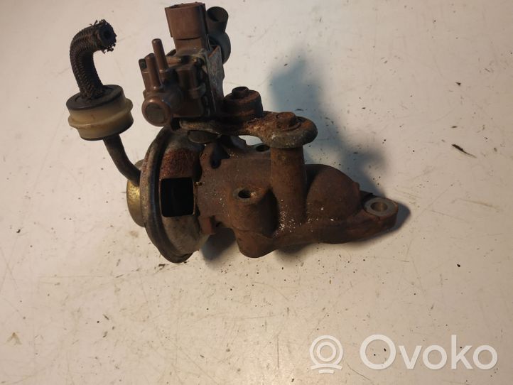 Toyota Avensis T220 Soupape vanne EGR 2562027060