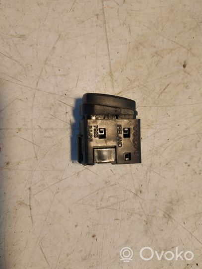 Volvo V50 Child safety switch 30746012