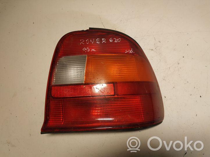 Rover 620 Feux arrière / postérieurs 236360