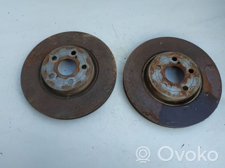 Toyota Avensis T250 Bremsscheibe vorne 