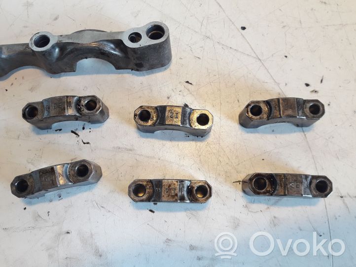 Toyota Avensis T250 Supporto dell’albero a camme 