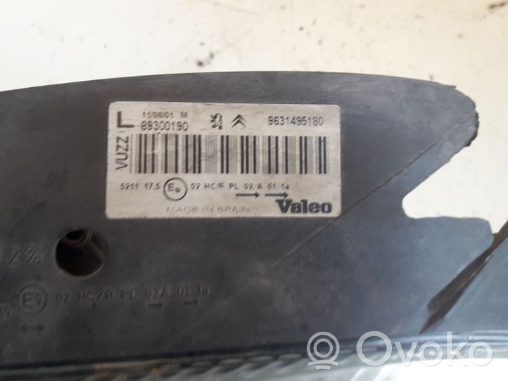 Citroen Xsara Picasso Phare frontale 9631495180