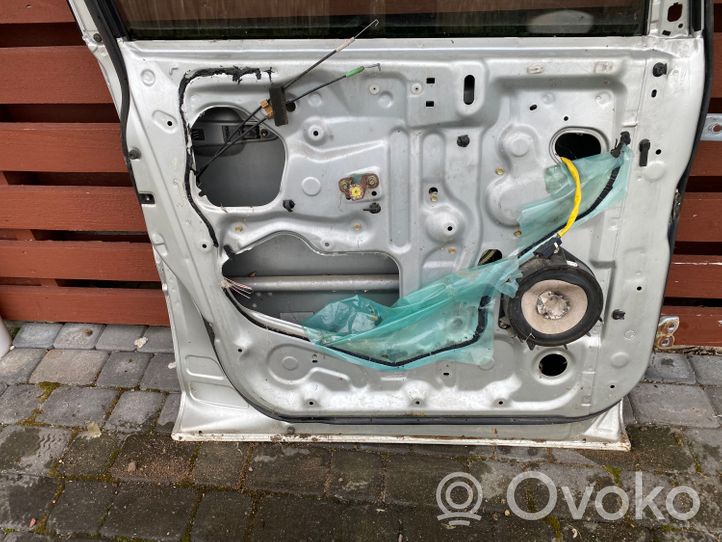 Toyota Previa (XR30, XR40) II Front door 