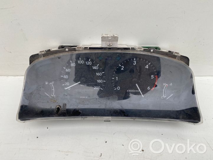 Toyota Corolla E110 Compteur de vitesse tableau de bord 8380002490A