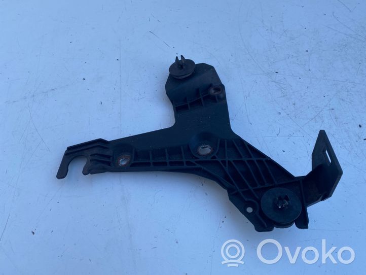 Volvo S80 Air filter cleaner box bracket assembly 30636575
