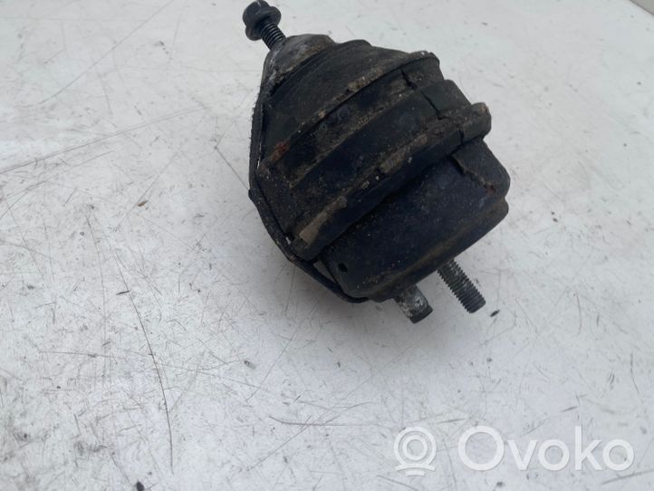 Volvo S80 Supporto di montaggio del motore 